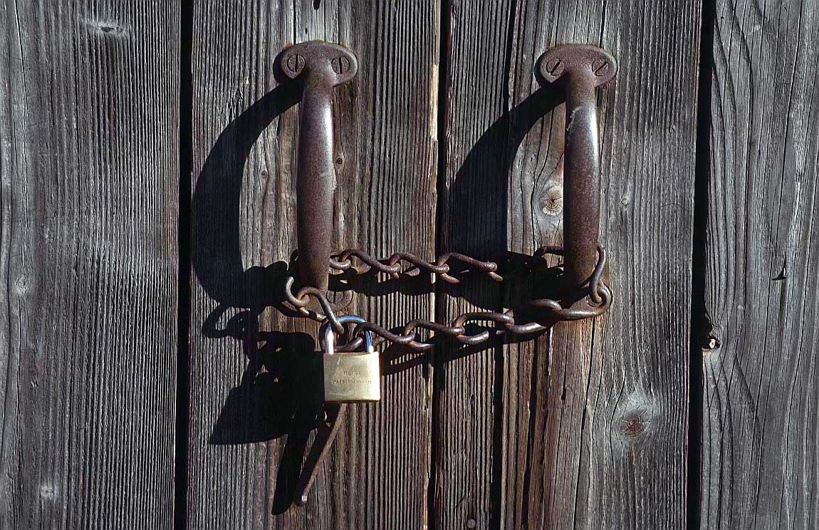 Locked Doors [1925]
